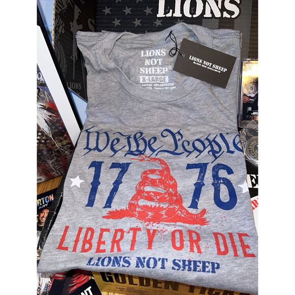 LIONS NOT SHEEP BLACK BOX‎ #4 LIMITED EDITION SIZE XL - Picture 3 of 4